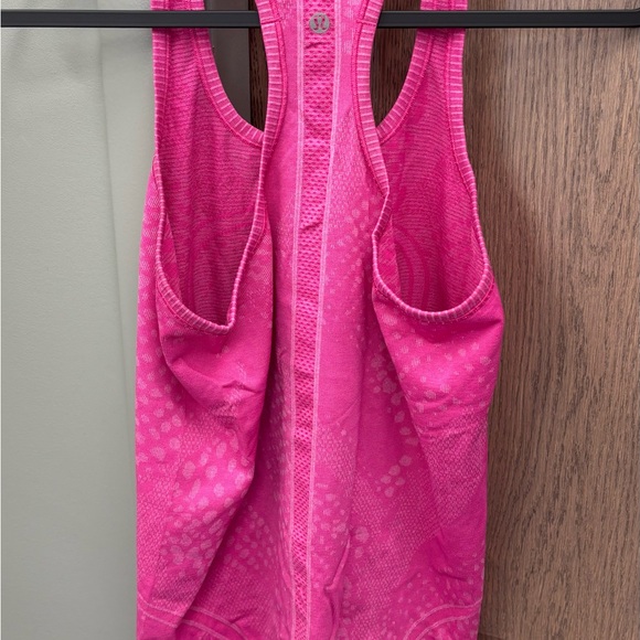Lululemon 8 Run Swiftly Tech Racerback Tank Pink - Picture 9 of 10